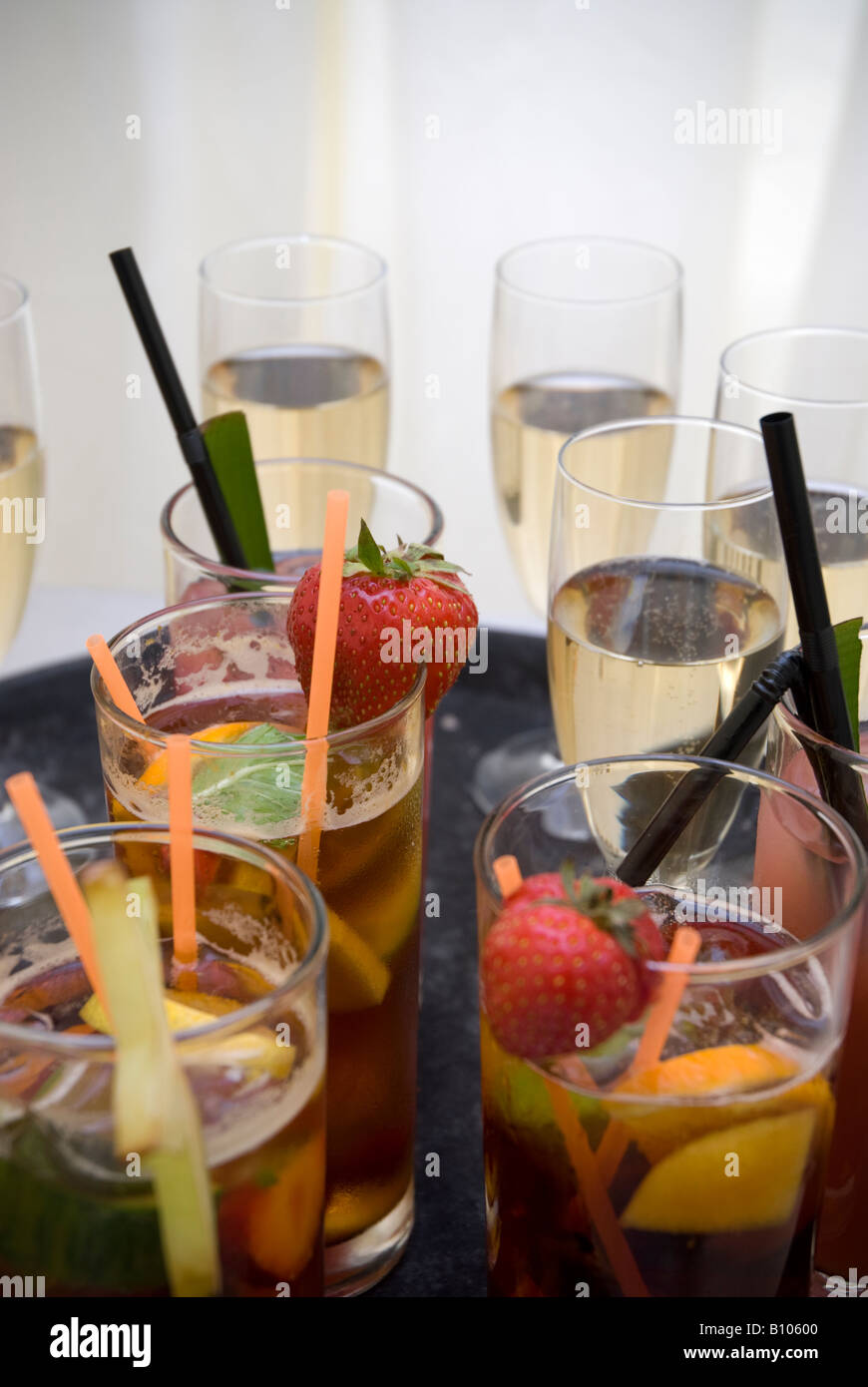 Glass of pimms hires stock photography and images Alamy