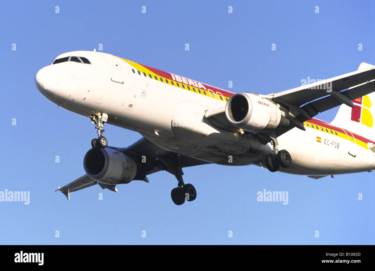 Airbus A320 operated by Iberia on approach to Heathrow Airport Stock Photo
