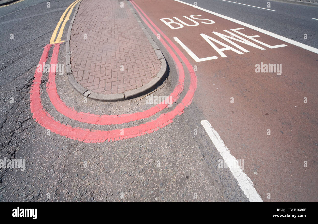 Uk city bus lane hires stock photography and images Alamy