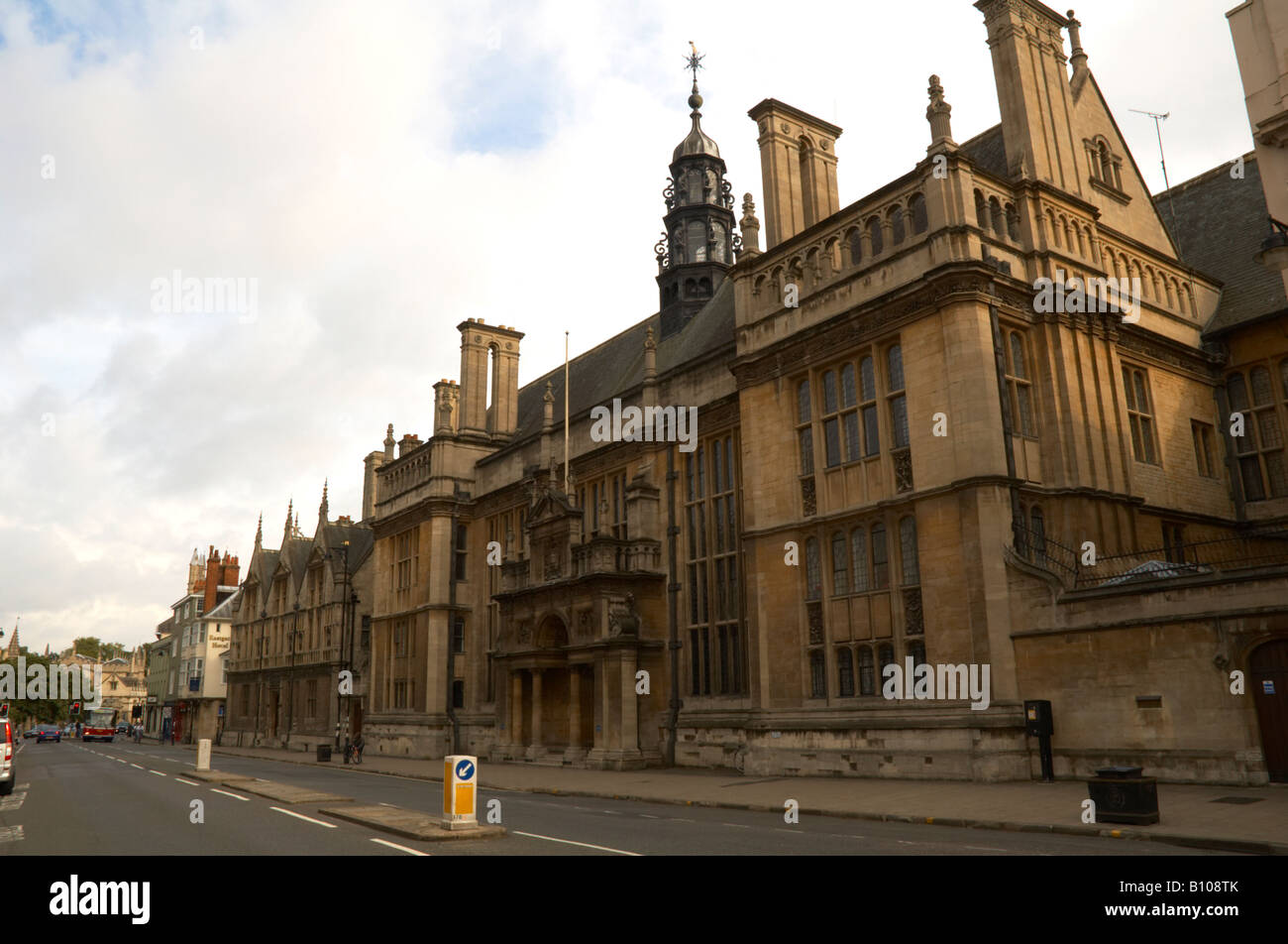Town hall oxford hi-res stock photography and images - Alamy