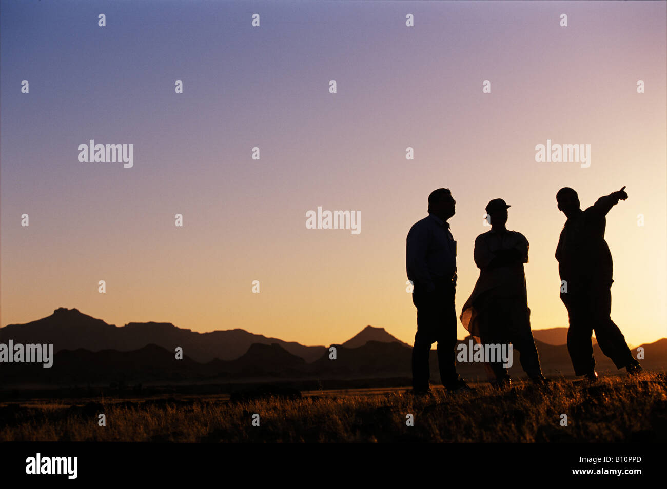 Premier Oil workers surveying area in Sindh Province, Pakistan Stock Photo