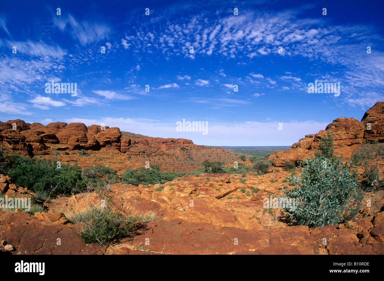 Midway between Alice Springs and Uluru (Ayers Rock) lies Watarrka