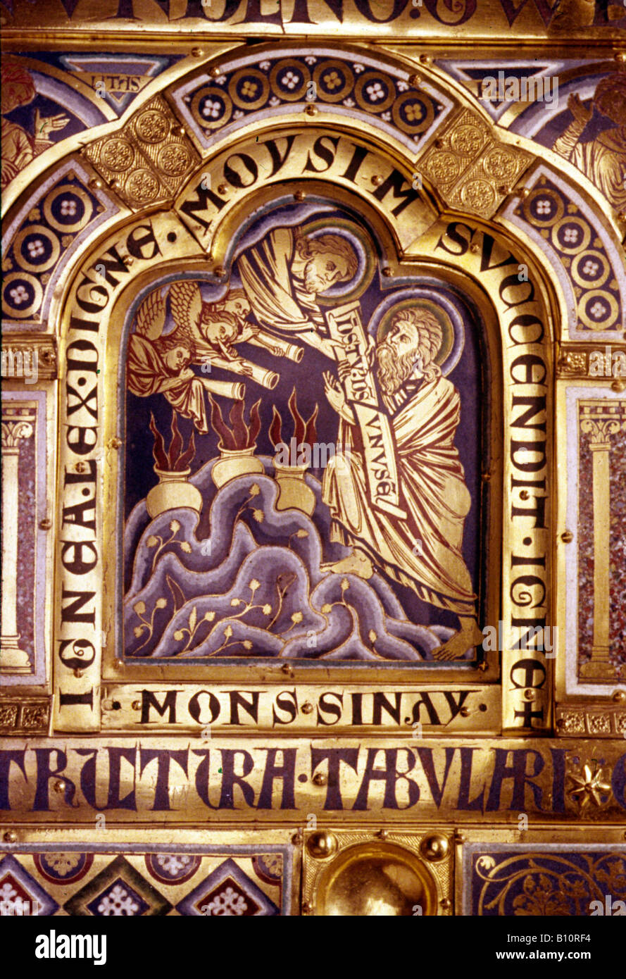 Klosterneuburg Convent. The Verduner Altar. Ten Commandments. Moses. Mt. Sinai. 12th century. Austria Stock Photo
