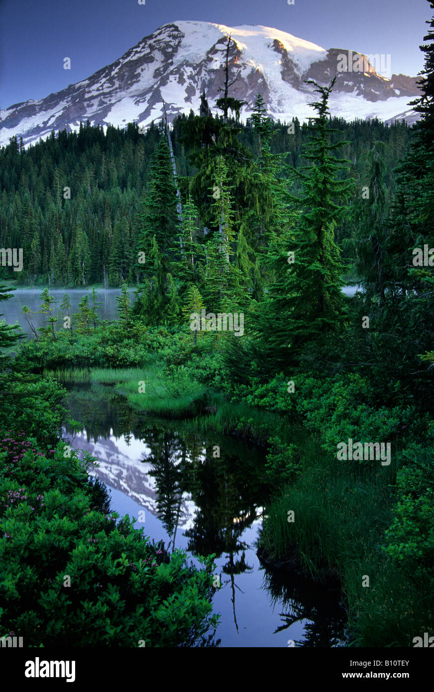 Small mount hi-res stock photography and images - Alamy