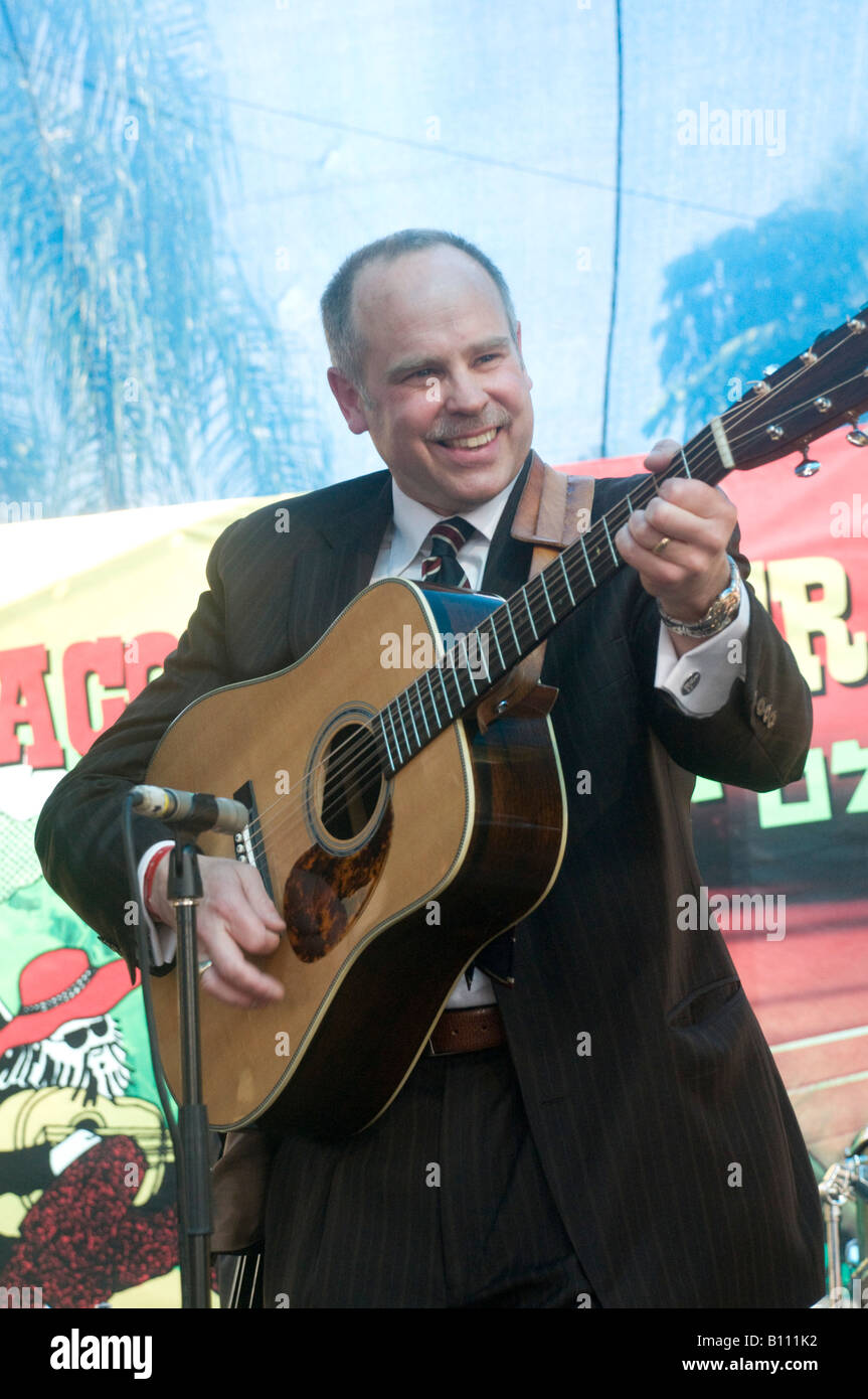 the Abrams Brothers on stage at an outdoor concert Stock Photo Alamy