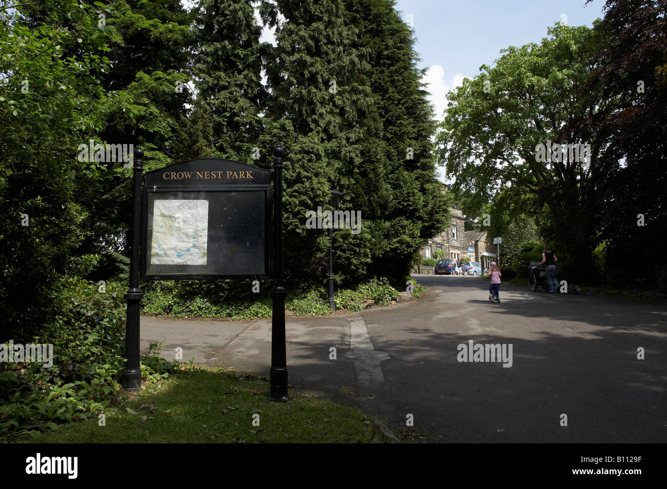 CROW NEST PARK DEWSBURY YORKSHIRE ENGLAND Stock Photo Alamy