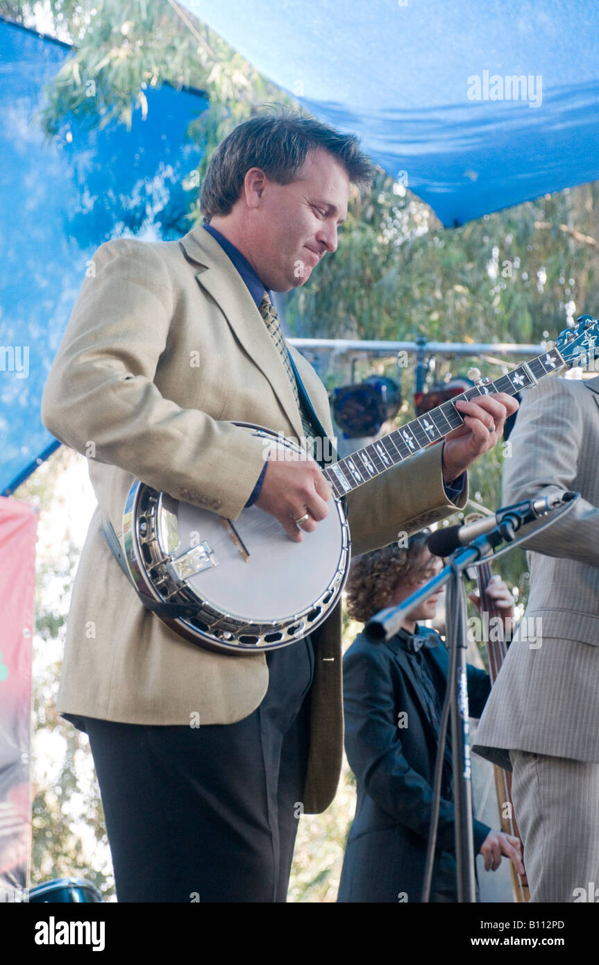 the Abrams Brothers on stage at an outdoor concert Stock Photo Alamy