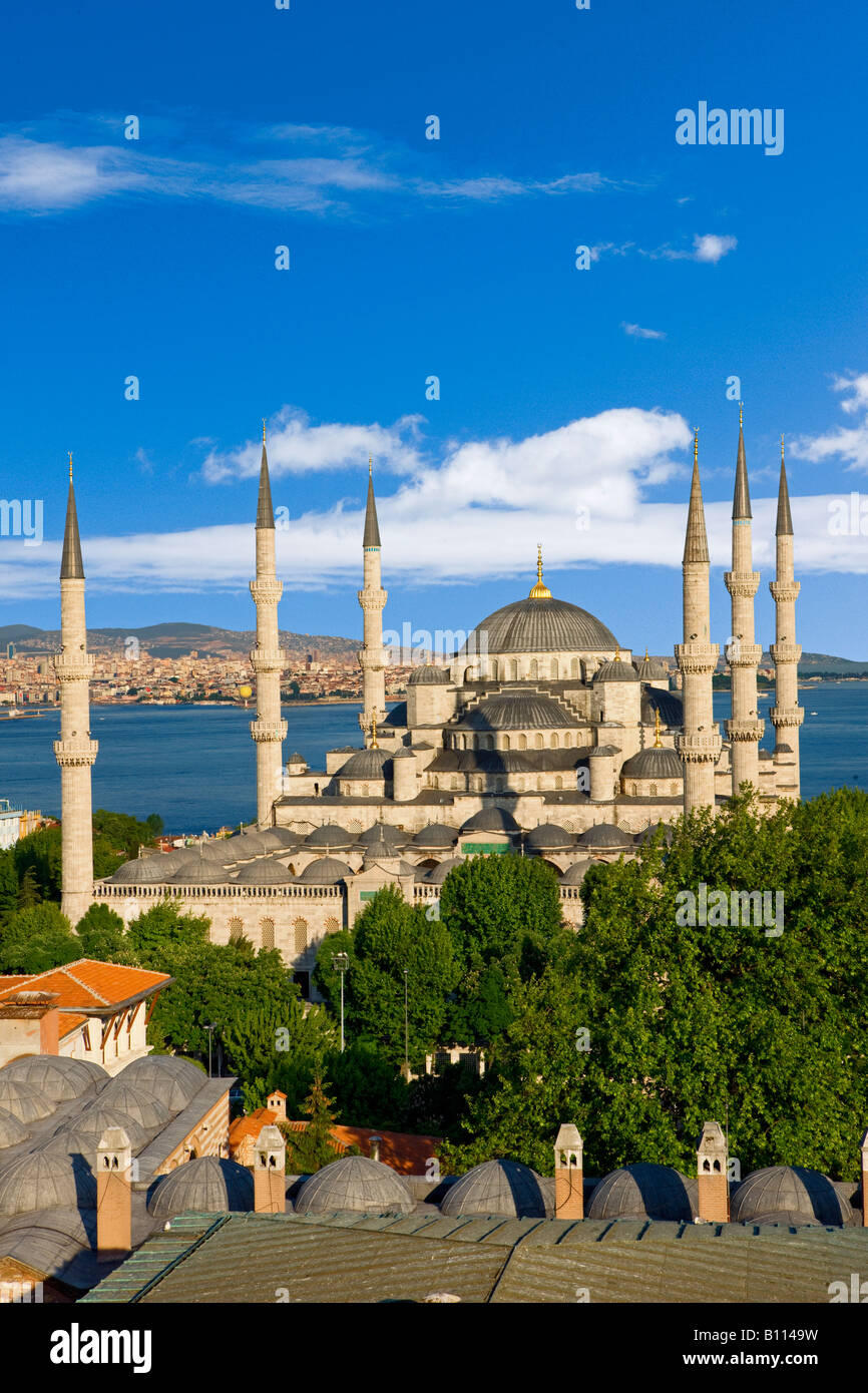 The Blue Mosque at Istanbul Stock Photo Alamy