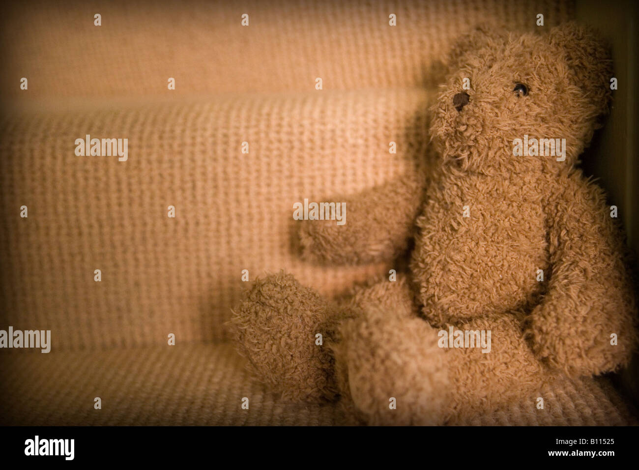 Child with teddy bear hi-res stock photography and images - Alamy