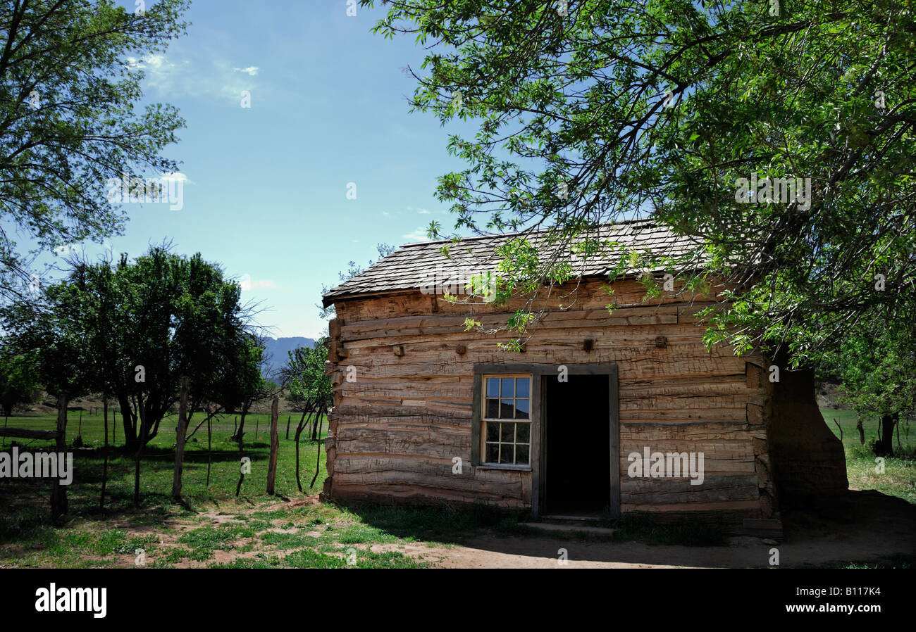 Grafton Ghost Town the restored Louisa Russell Log Cabin Stock Photo
