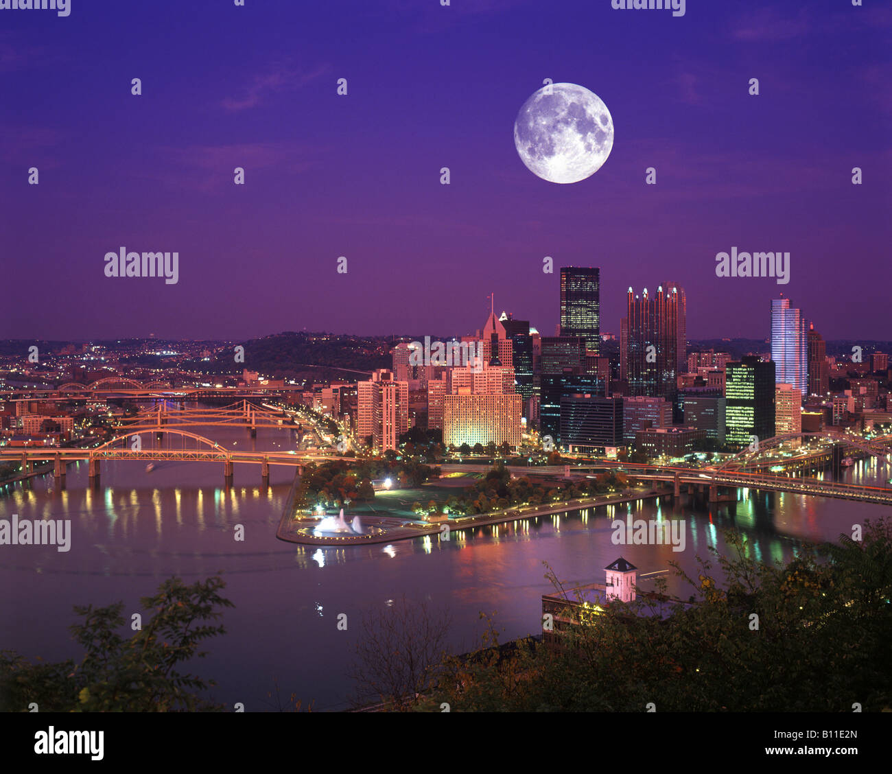DOWNTOWN SKYLINE THE POINT PITTSBURGH PENNSYLVANIA USA Stock Photo Alamy