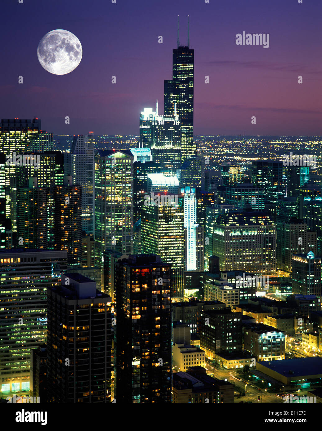 THE LOOP DOWNTOWN SKYLINE CHICAGO ILLINOIS USA Stock Photo - Alamy
