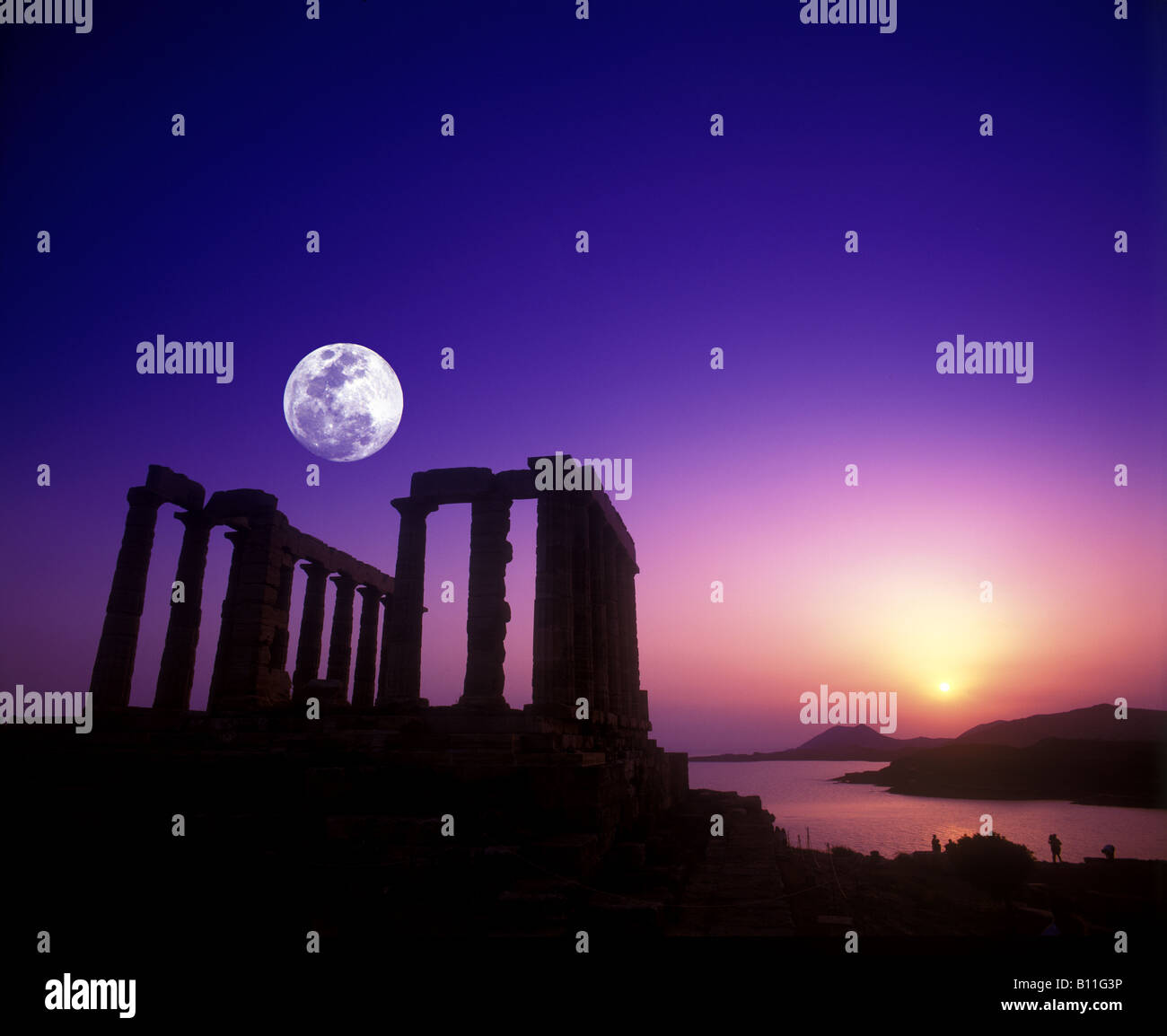 STONE COLUMNS TEMPLE OF POSEIDON CAPE SOUNION ATTICA GREECE Stock Photo ...