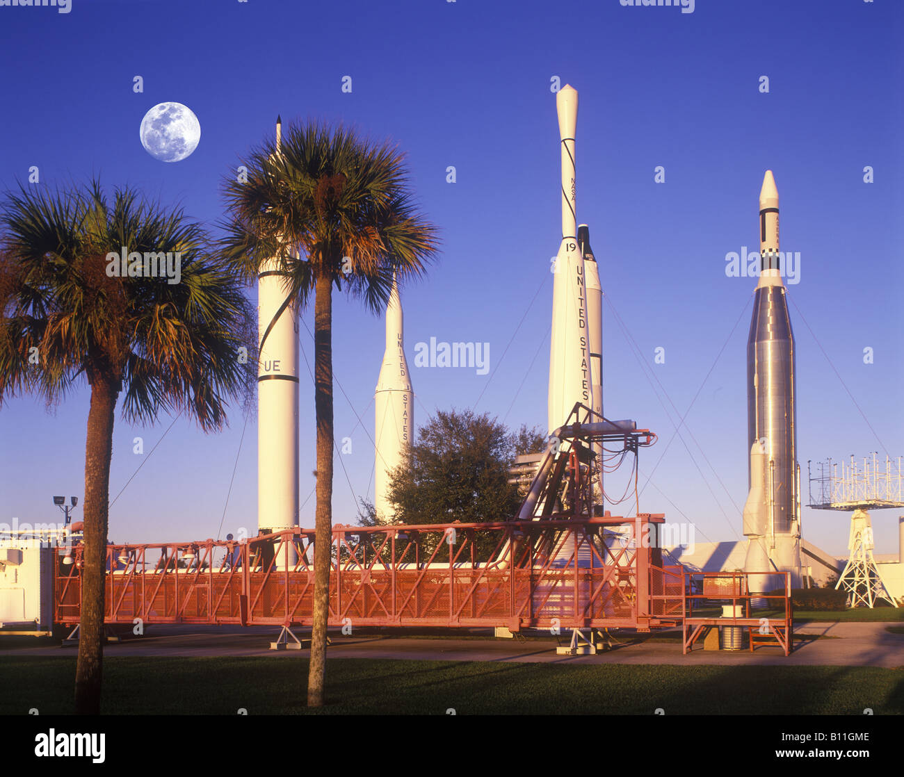 ROCKET GARDEN KENNEDY SPACE CENTER VISITOR COMPLEX MERRITT ISLAND ...