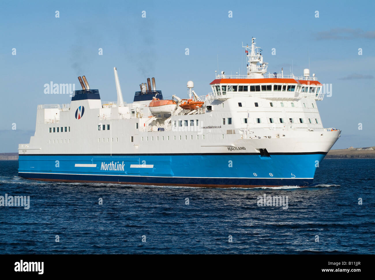 dh Northlink Ferry SHIPPING UK Passenger car ferry M V Hjaltland roro Stock Photo