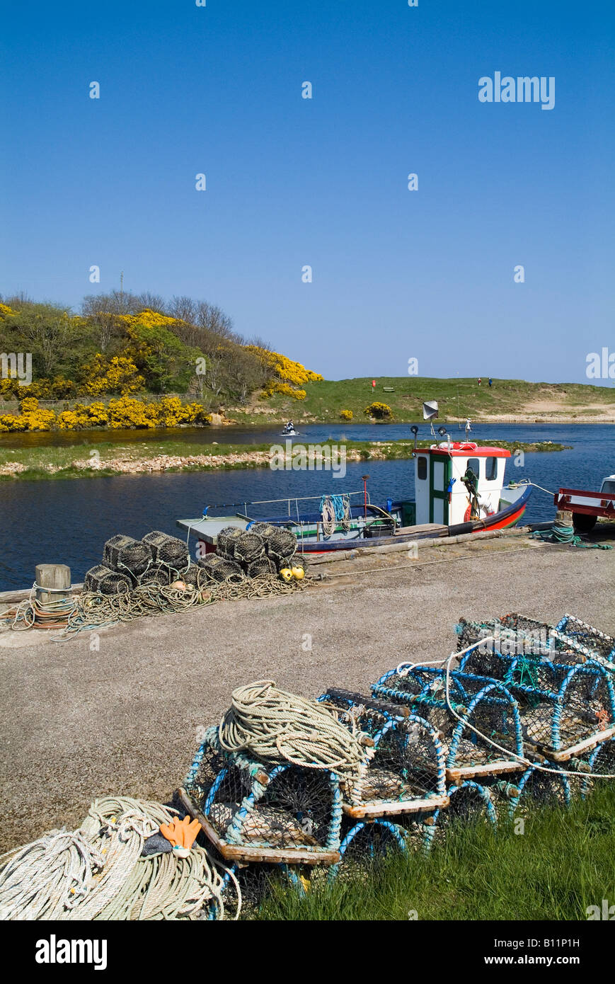 Brora harbour hi-res stock photography and images - Alamy