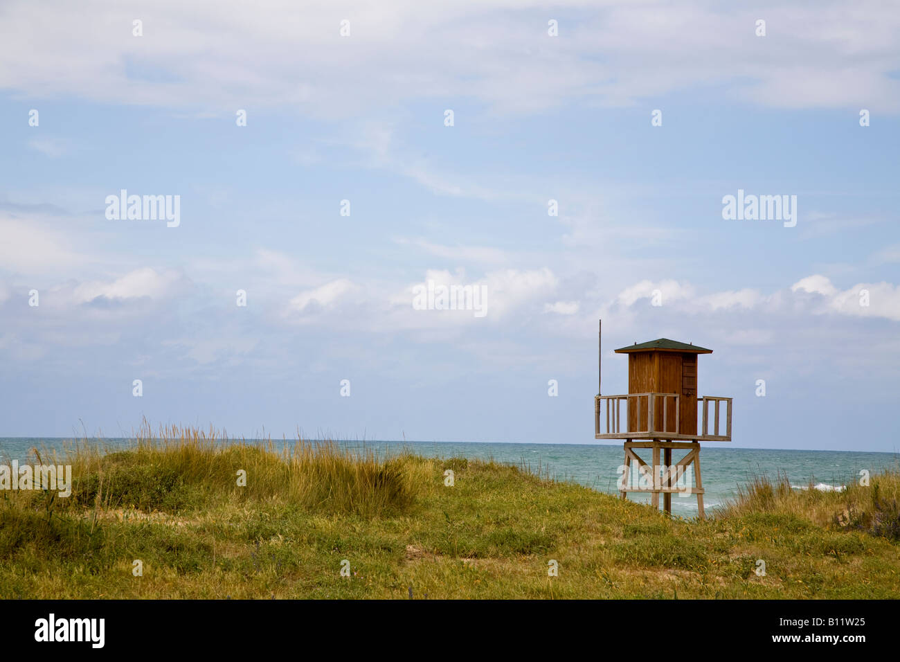 Look out tower at El Palmar Playa de El Palmar, El Palmar, Vejer de la Frontera, Cádiz, Andalucía, Spain. Stock Photo