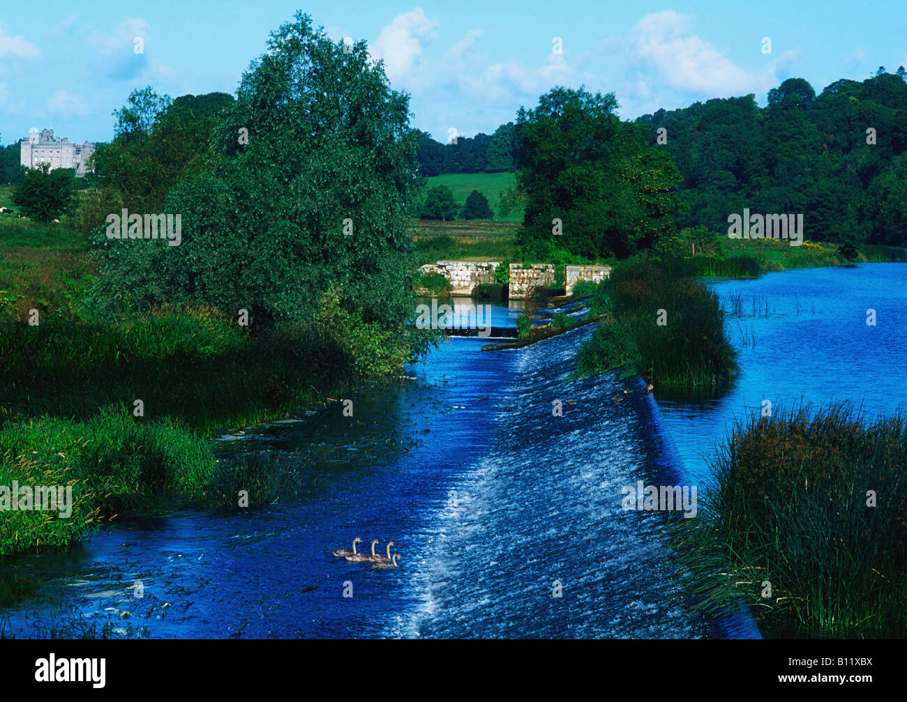 River Boyne County Meath Ireland Slane Castle In The Distance Stock Photo Alamy River Boyne County Meath Ireland Slane Castle In The Distance Stock Photo Alamy