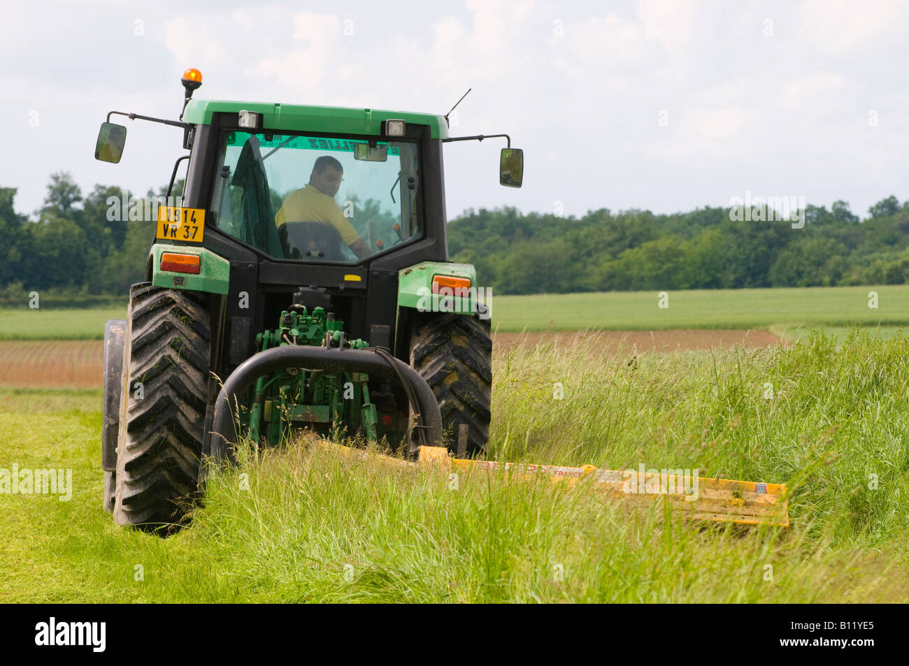 Grass verge cutter hires stock photography and images Alamy