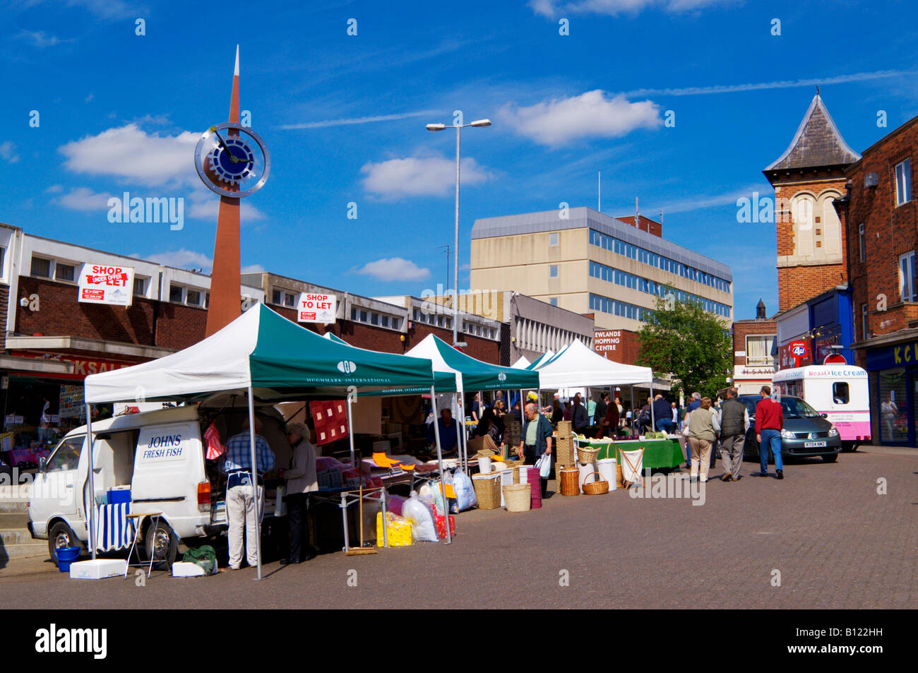 Kettering town centre hires stock photography and images Alamy