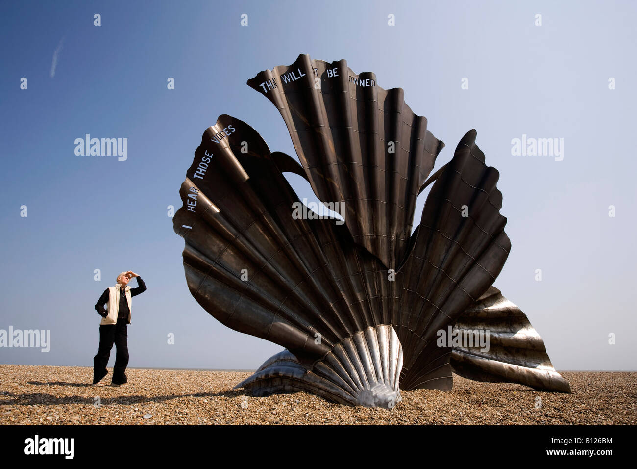 UK England Suffolk Aldeburgh artist Maggie Hamblings Benjamin Britten scallop shell sculpture on beach Stock Photo