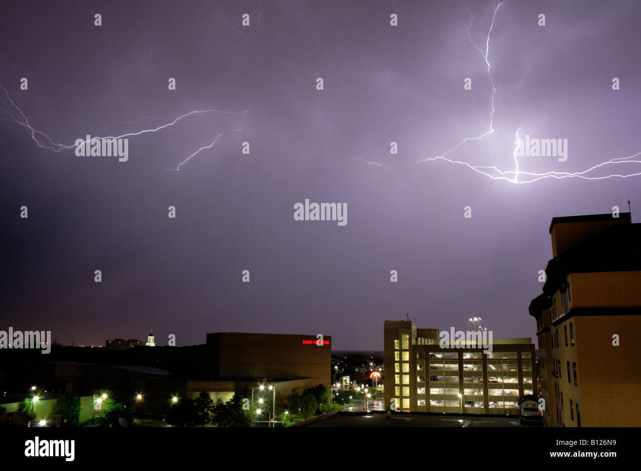 Night crawlers hi-res stock photography and images - Alamy