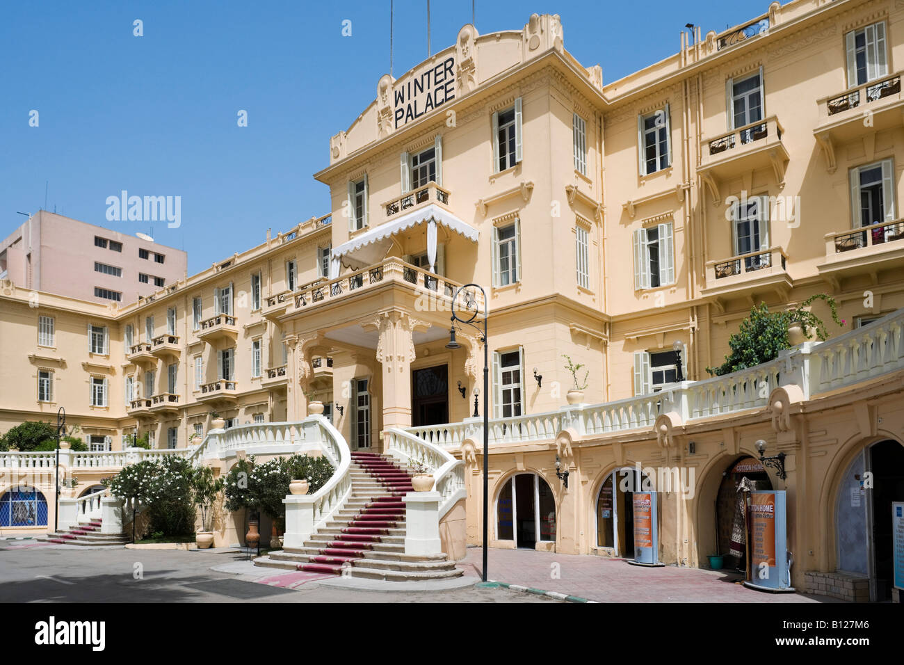The famous Winter Palace Hotel (location for Agatha Christie's Death on the Nile), The Corniche, Luxor, Nile Valley, Egypt Stock Photo