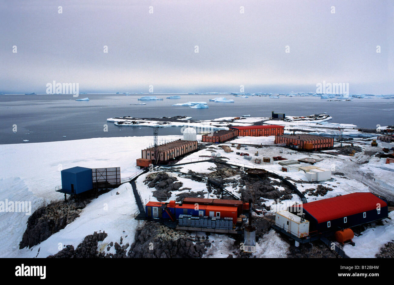 aerial view ,aerien,aerial,vue aerienne ,Base Dumont D Urville Antarctica  Astronomy Atmosphere Ambiance Atmospheres Ambiance Coc Stock Photo - Alamy