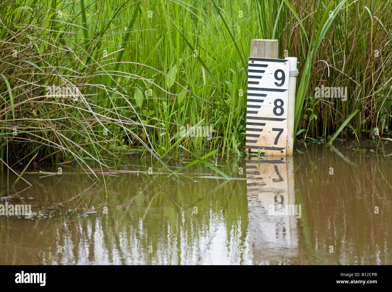 Water level measurement hires stock photography and images Alamy