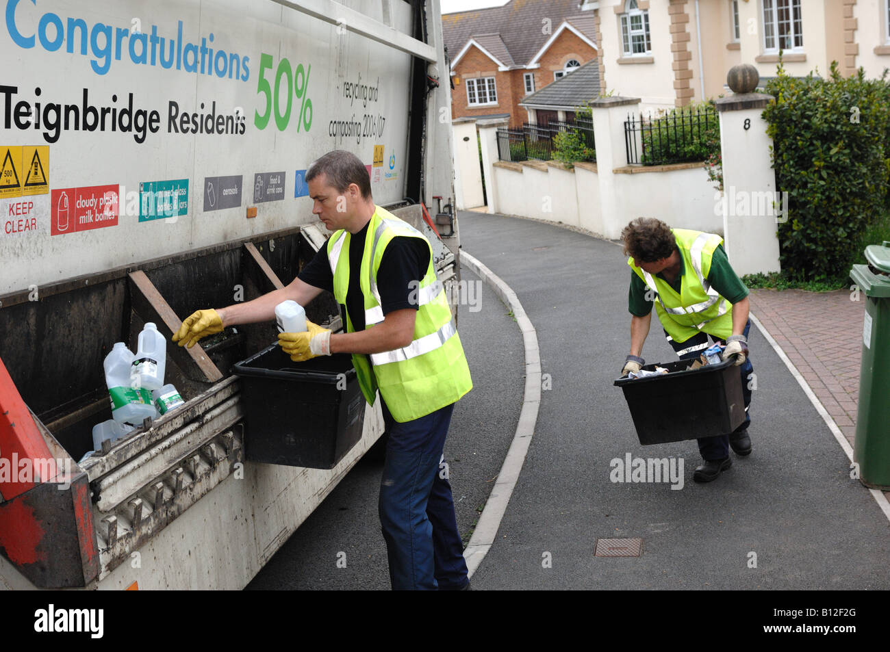 Kerbside recycle hires stock photography and images Alamy