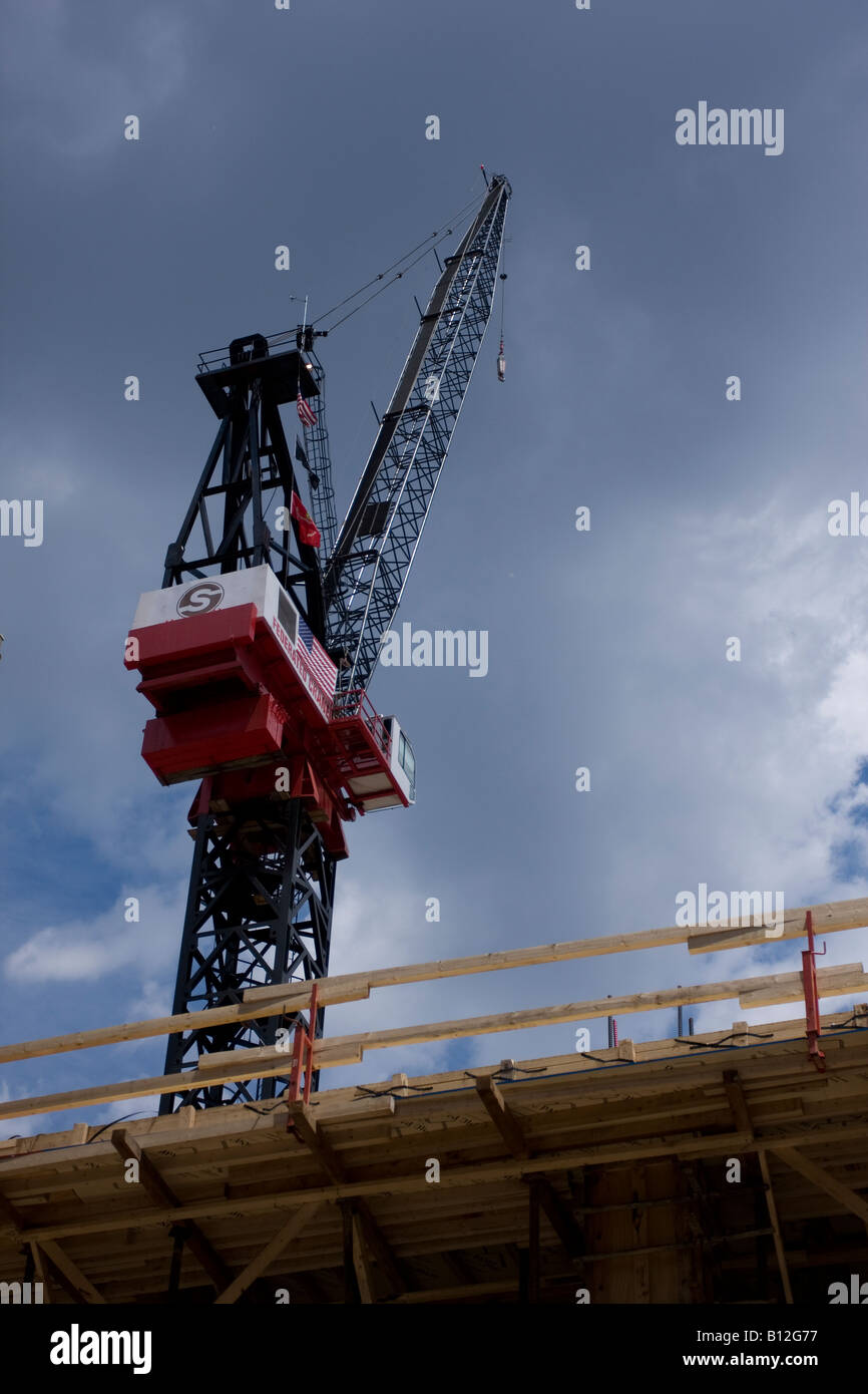 A crane at a construction site in lower Manhattan Stock Photo