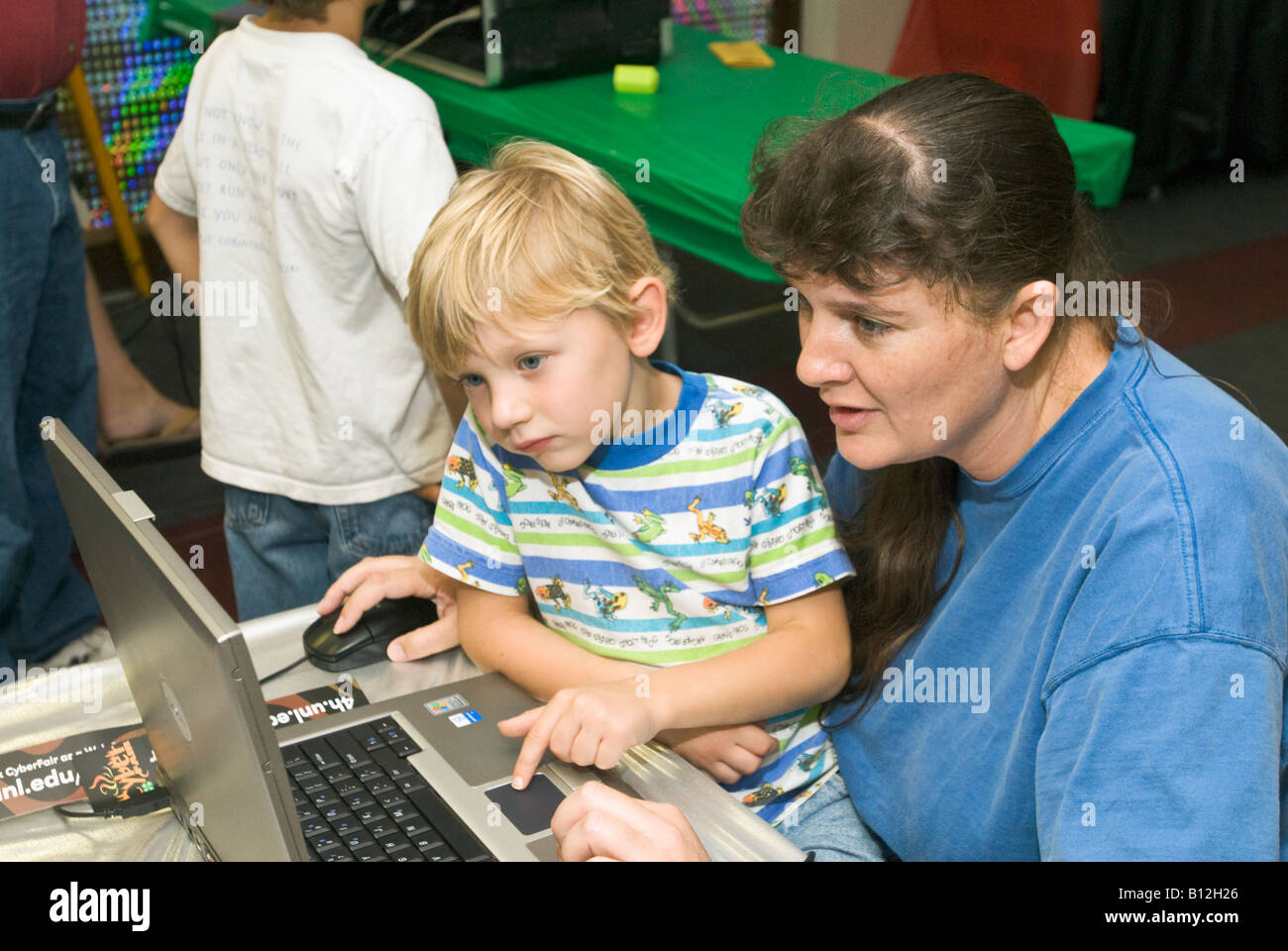 4 h fair hi-res stock photography and images - Alamy