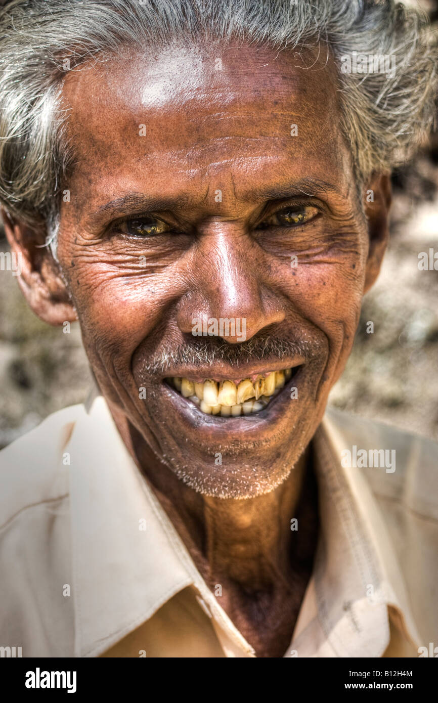 portrait-of-an-elderly-male-indian-ooty-india-stock-photo-alamy