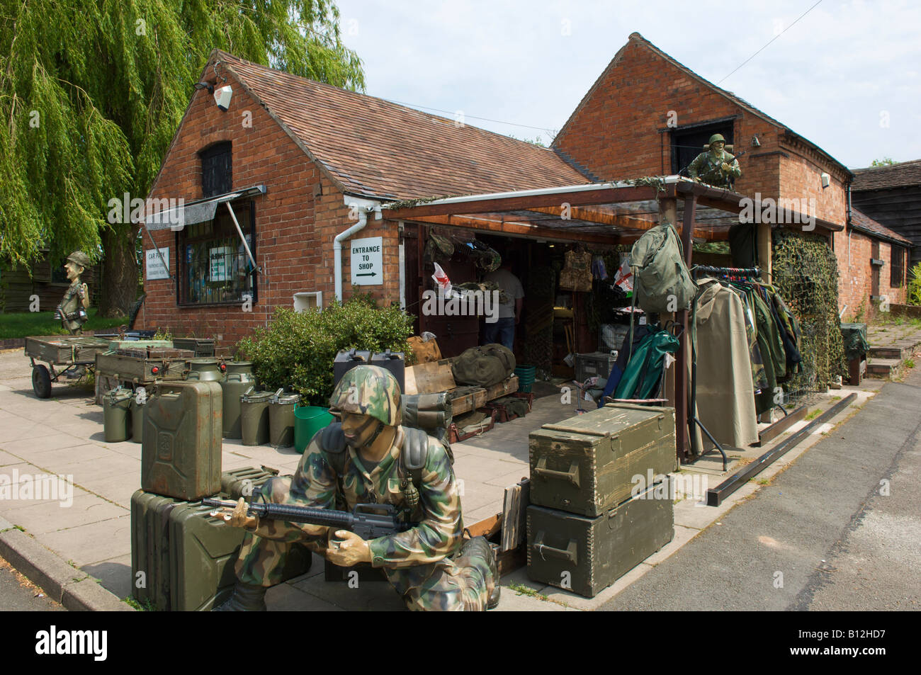 German army surplus hi res stock photography and images Alamy