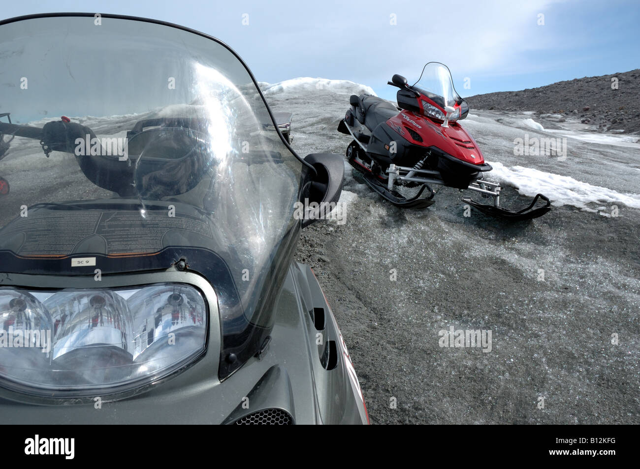 Snowmobiles on Greenland icecap near Kangerlussuaq Stock Photo