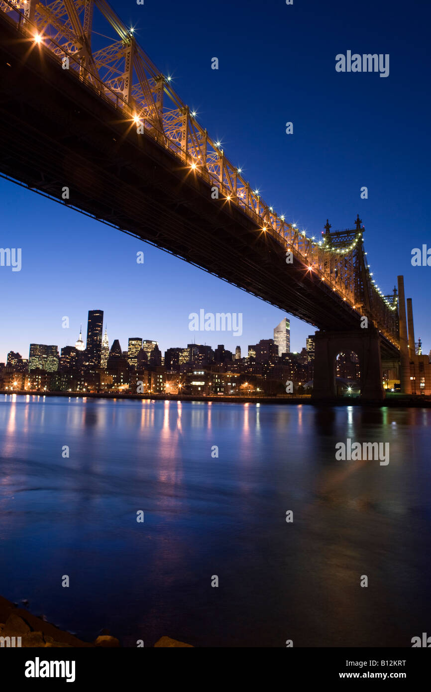 QUEENSBOROUGH BRIDGE MIDTOWN SKYLINE MANHATTAN NEW YORK USA Stock Photo