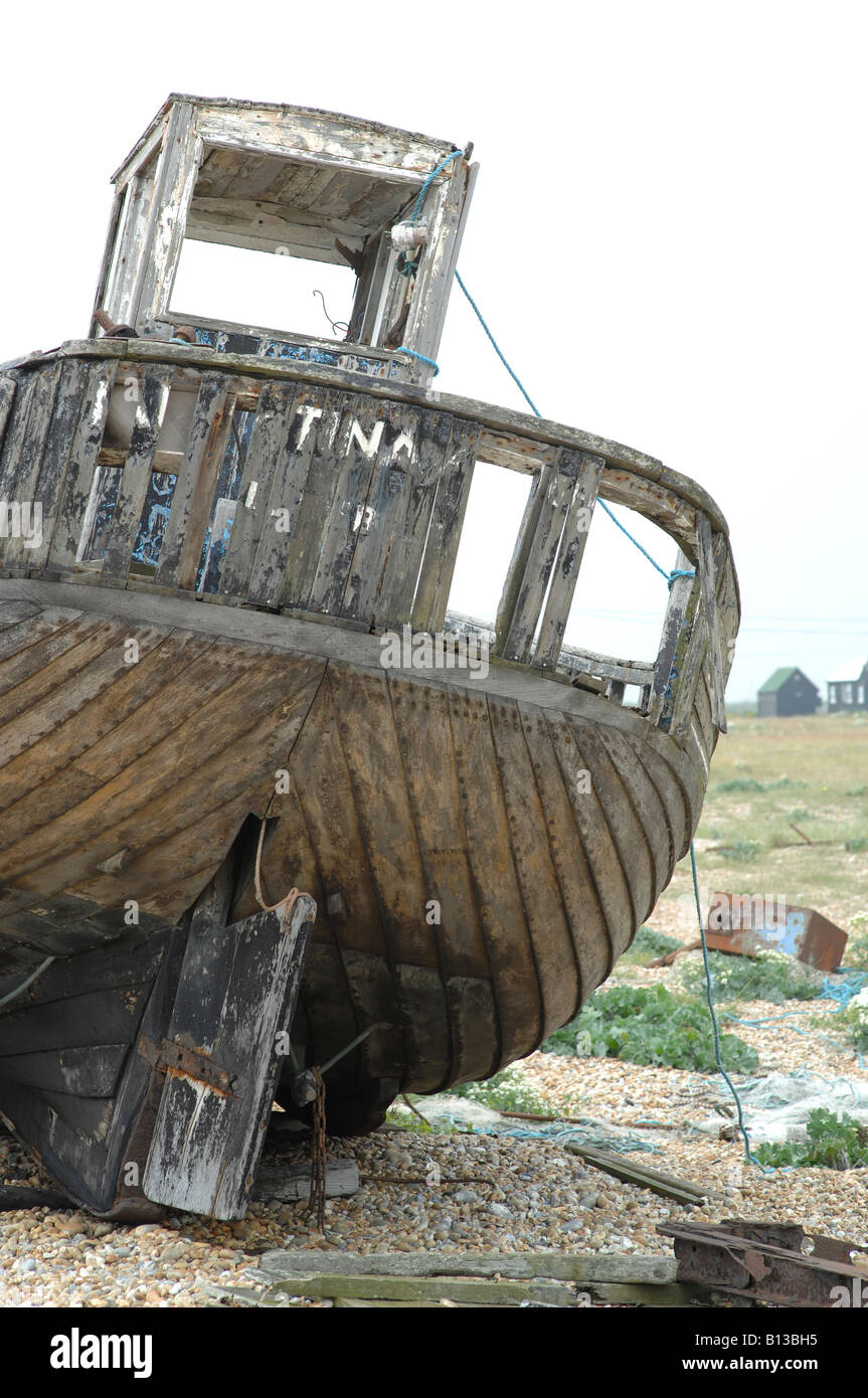 Abandoned old fishing boat, Dungeness in kent, England Stock Photo - Alamy