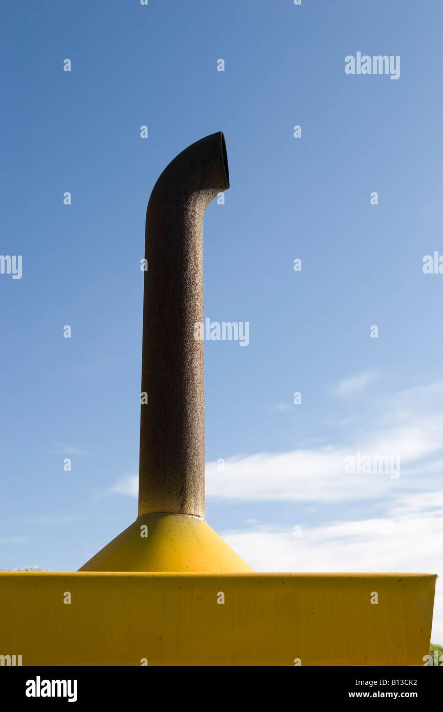 Truck exhaust pipe hires stock photography and images Alamy