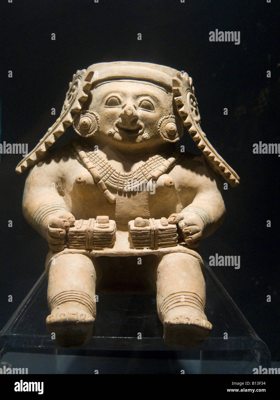 Exhibit in Guayaquil Museum, Ecuador Stock Photo - Alamy