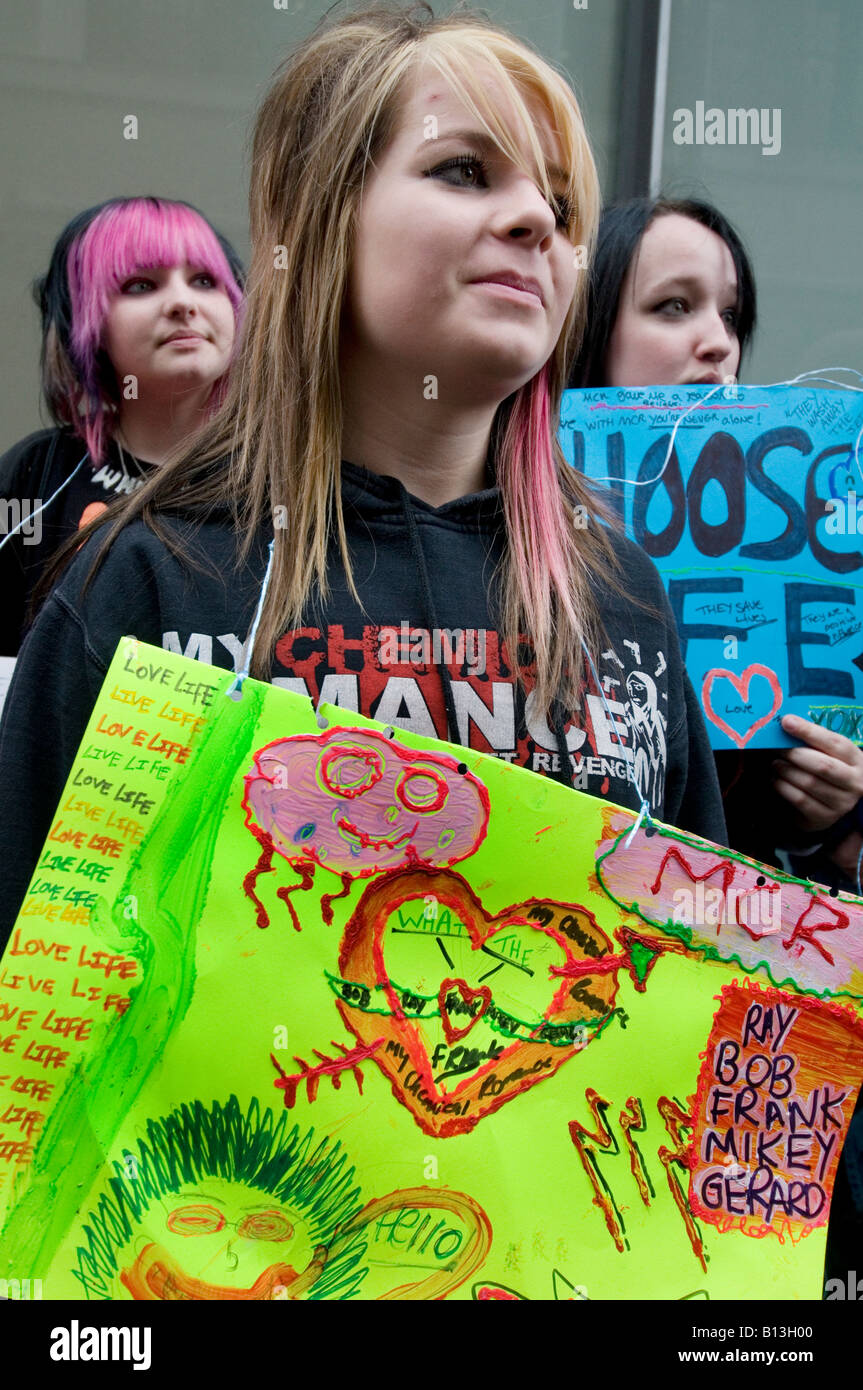 Demonstration by Emos, fans of My Chemical Romance,after the Daily Mail  said the band encouraged suicide Stock Photo - Alamy