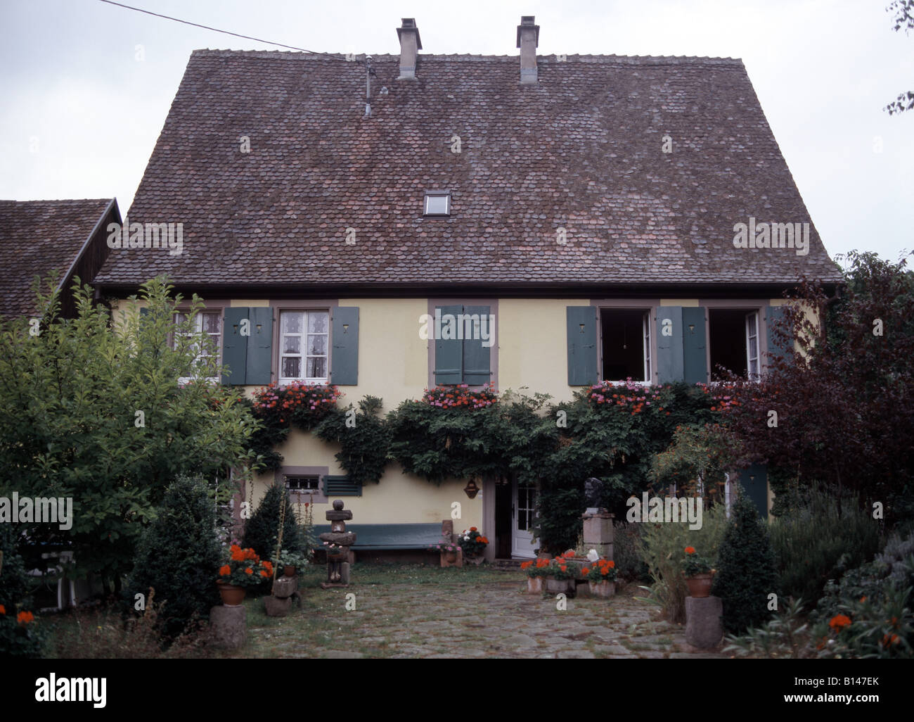 Gunsbach, Pfarrhaus, Wohnhaus von Albert Schweitzer 1876-1892 Stock Photo