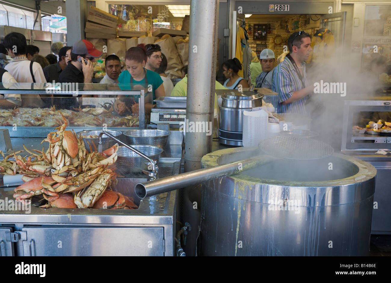 Cooking crab, Fisherman's Wharf, San Francisco, California, USA Stock