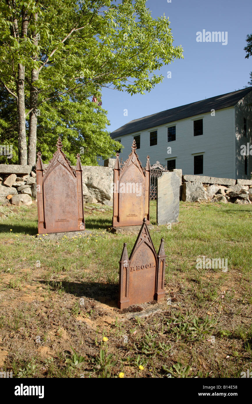 Meeting house cemetery in danville hires stock photography and images