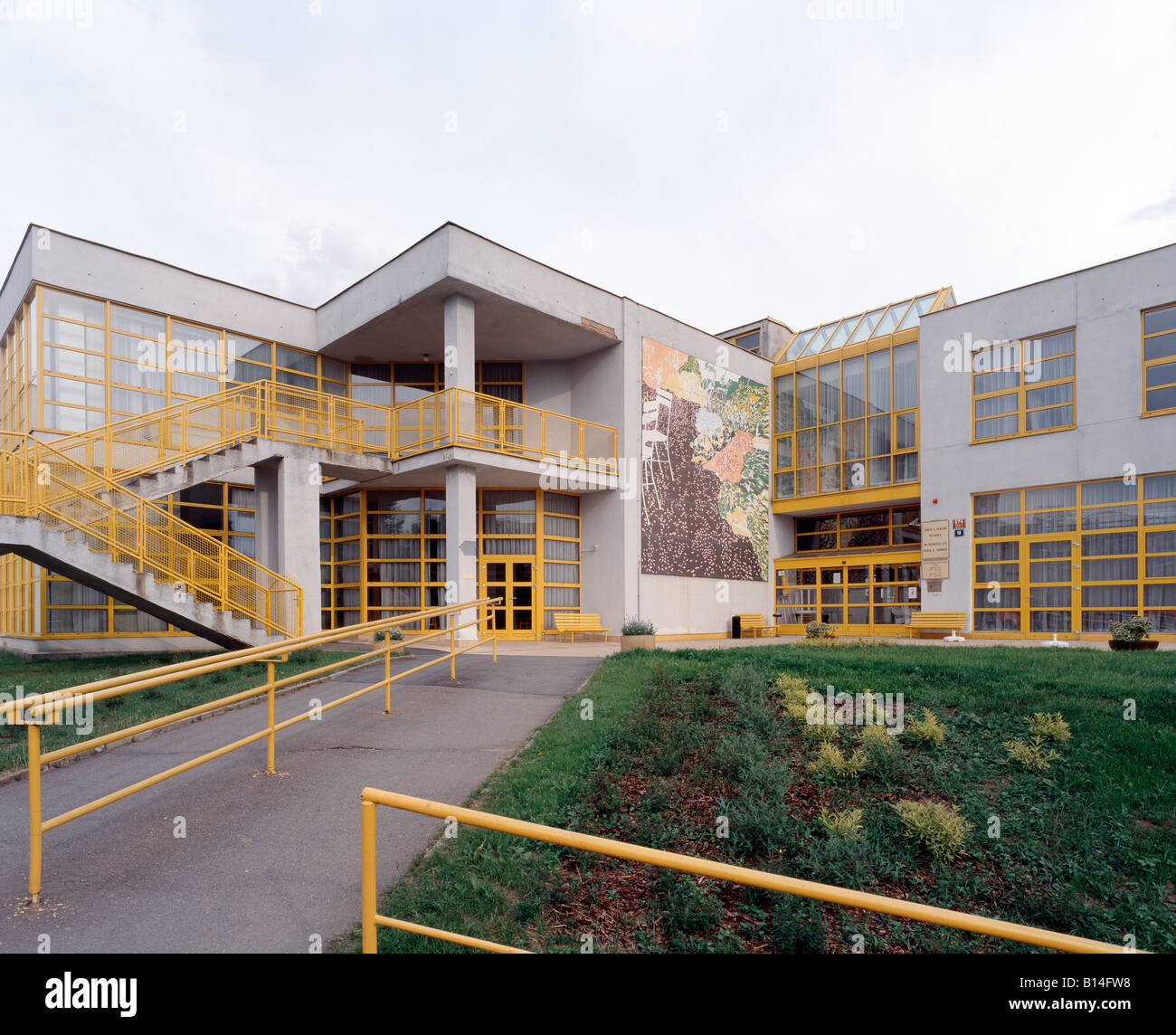 Prag/Bohnice, Altersheim, Straße  Na Hranicich 18, Jan Linek, Vlado Milunk Stock Photo