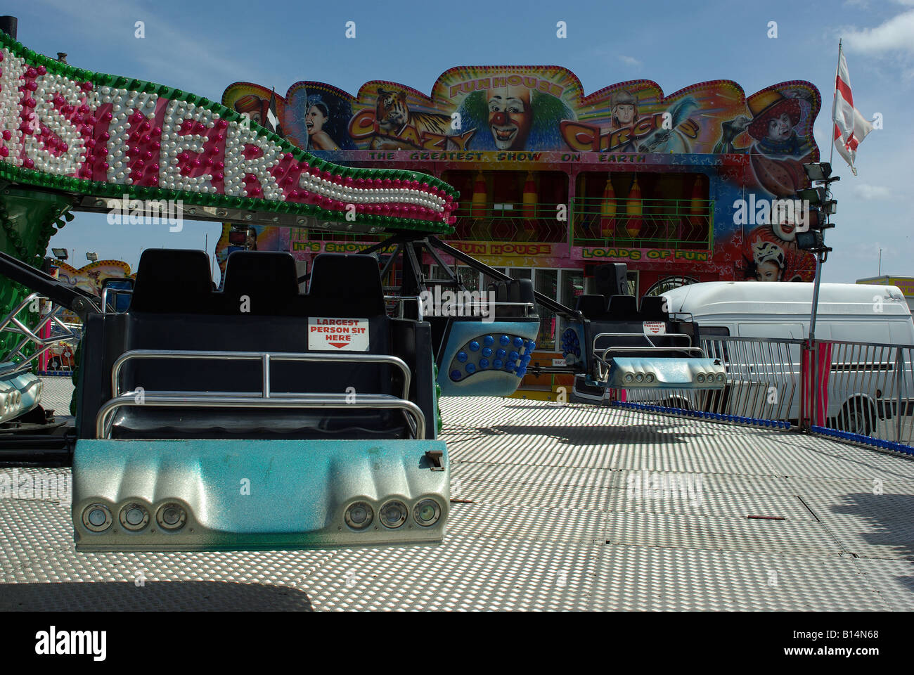 Funfair ride twister hi-res stock photography and images - Alamy
