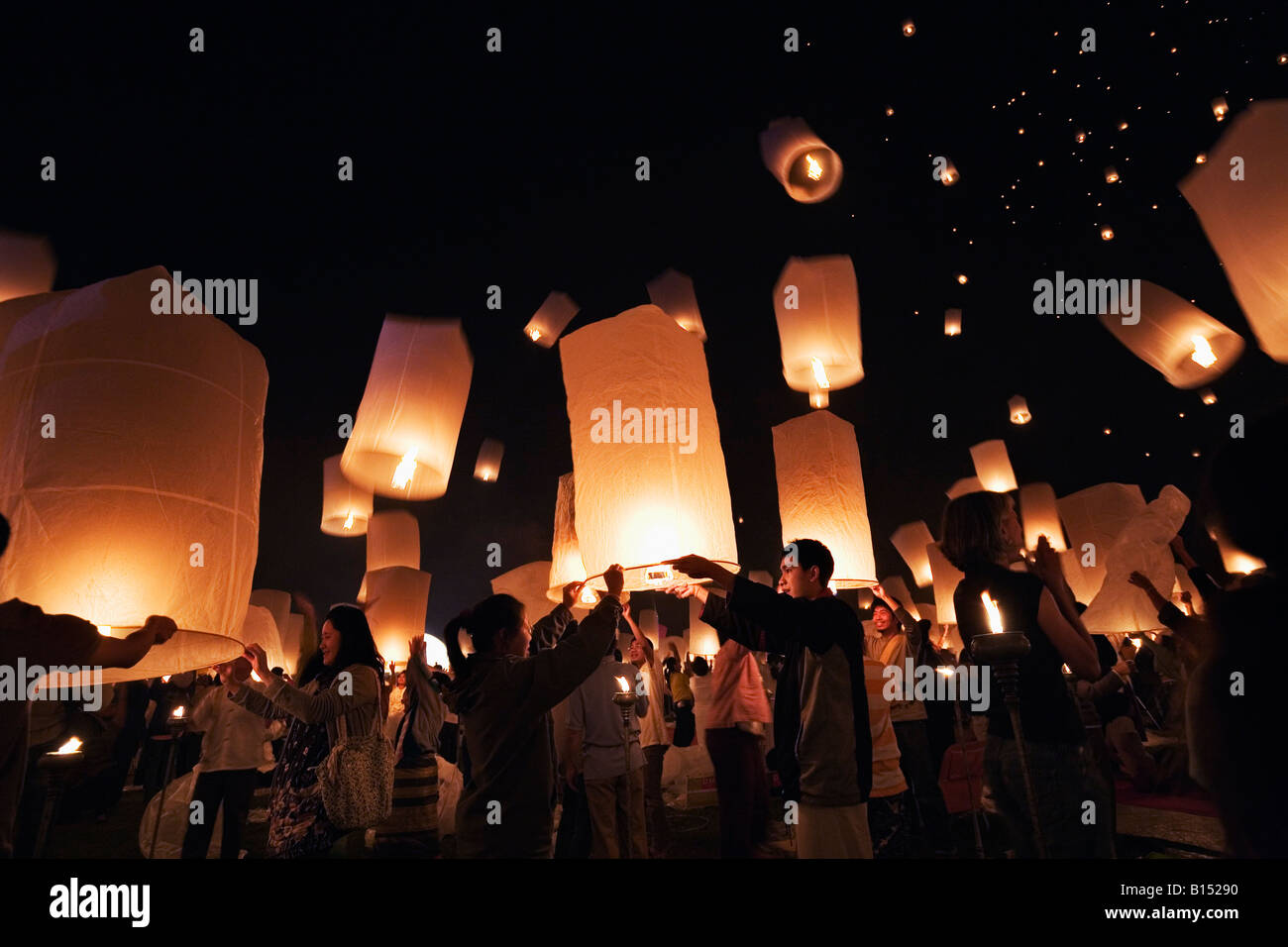 Yi Peng festivities - San Sai, Chiang Mai province, THAILAND Stock Photo