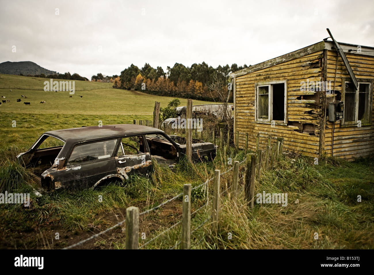 Neglected rural house and car, Tokaanu, New Zealand Stock Photo