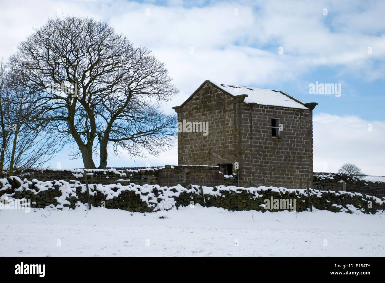 West End in the Washburn valley in snow Stock Photo