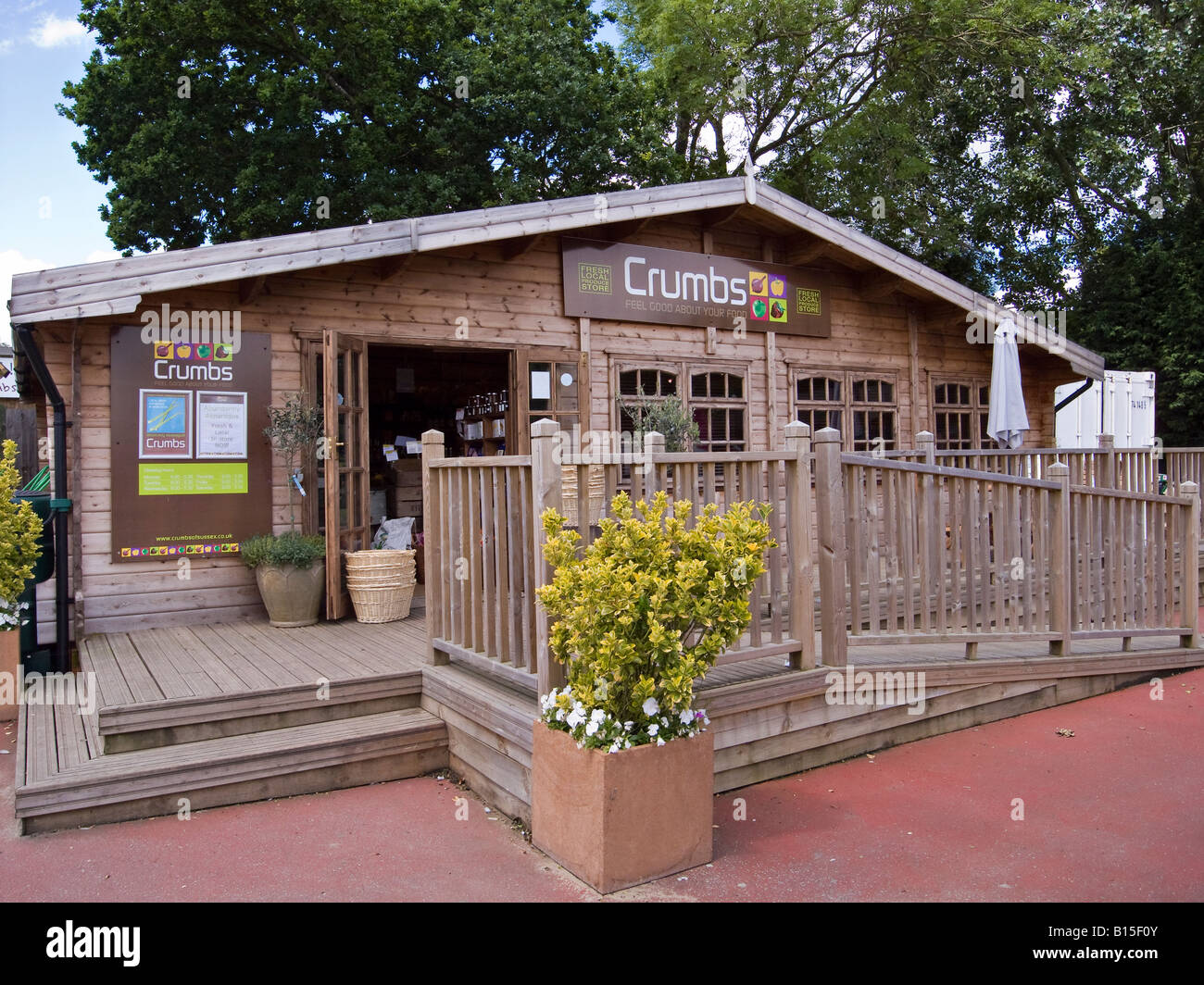 Crumbs Farm Shop, Washington, Sussex, England Stock Photo