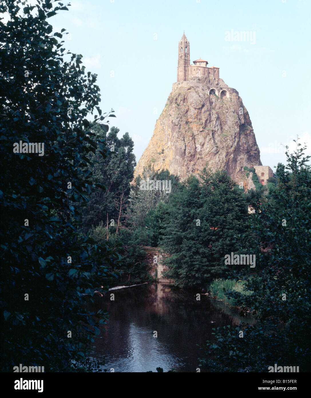 Le Puy, Le, eglise Saint-Laurent et Aiguilhe, vue exterieur de l ensemble, Totale Stock Photo